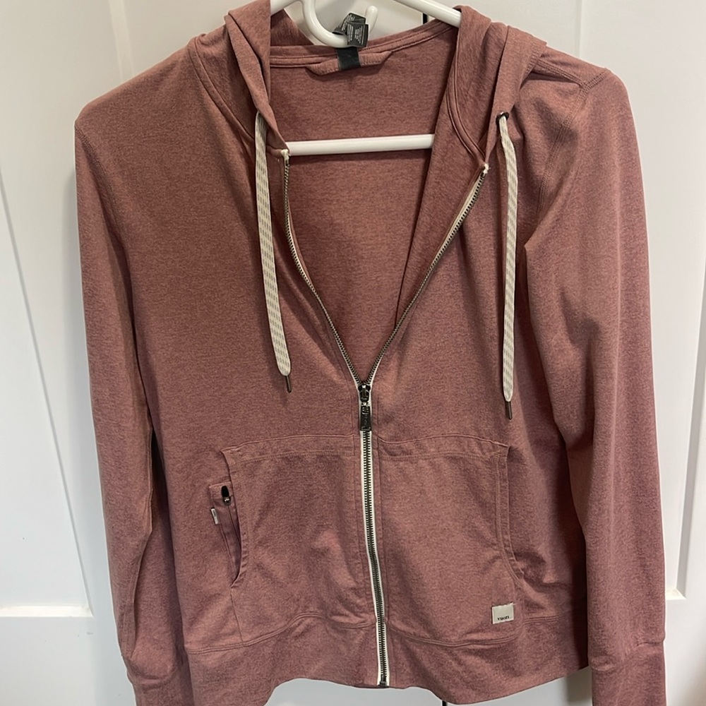 Vuori Halo Performance Hoodie Heathered Pink